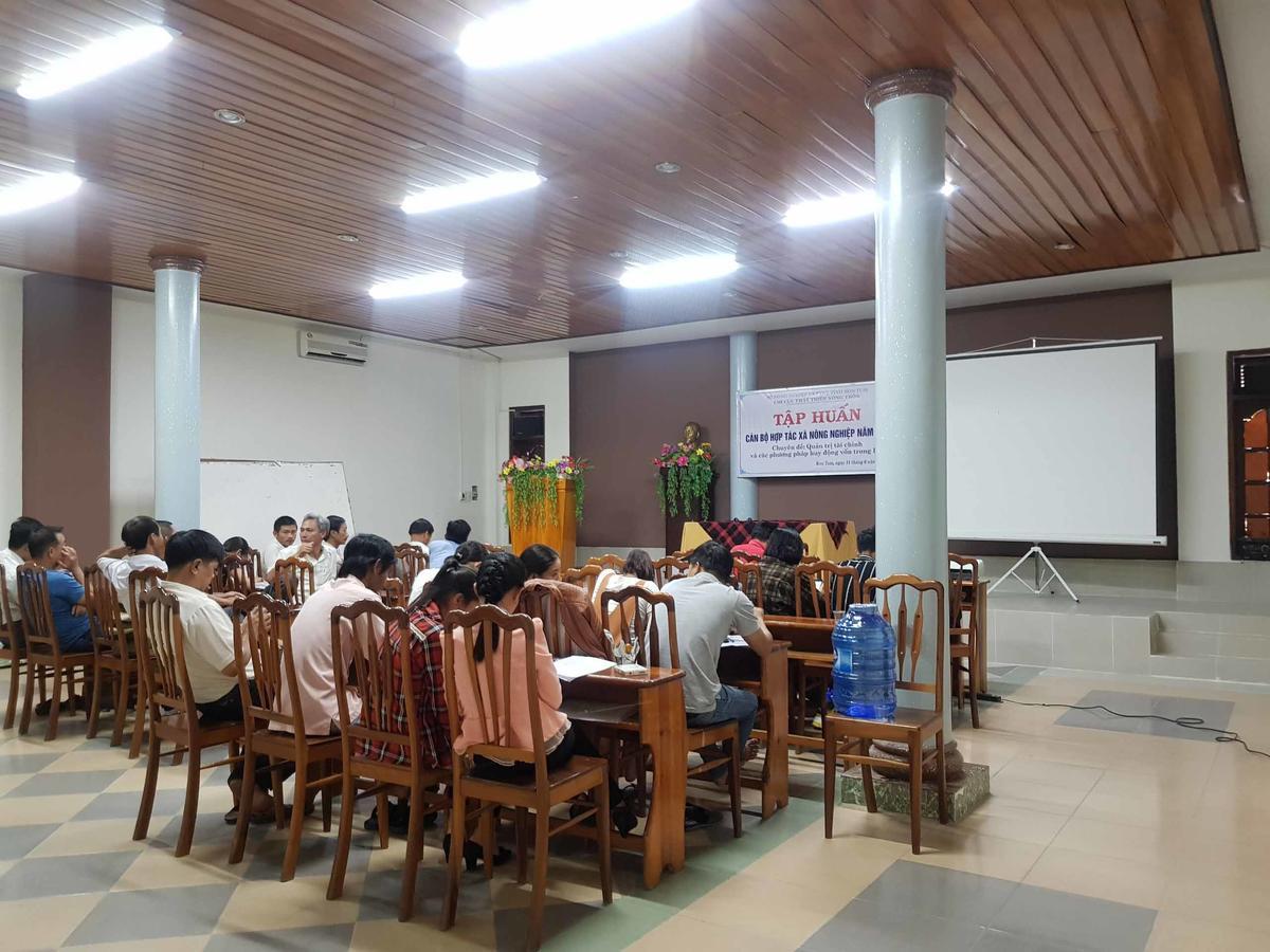 Tay Nguyen Hotel Kon Tum  Exterior foto